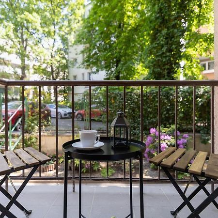 Luxurious & Unique Apartment Mickiewicza Cracow By Renters Prestige Krakkó Kültér fotó