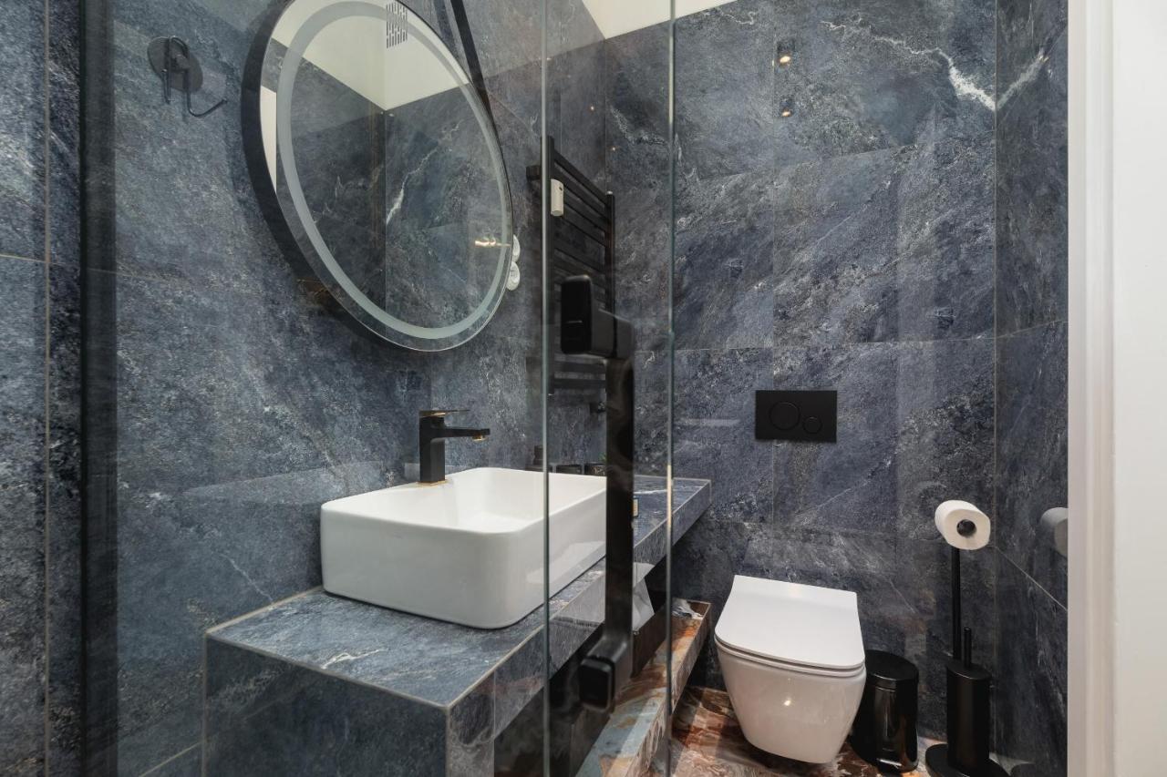 Luxurious & Unique Apartment Mickiewicza Cracow By Renters Prestige Krakkó Kültér fotó